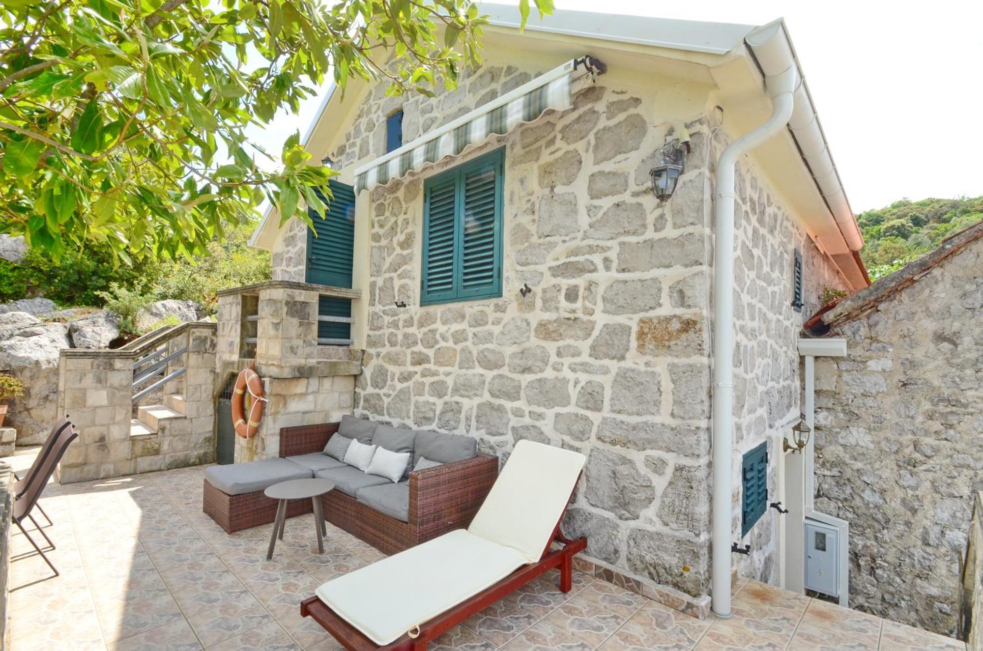 Holiday Home Brinic Tivat Exterior photo